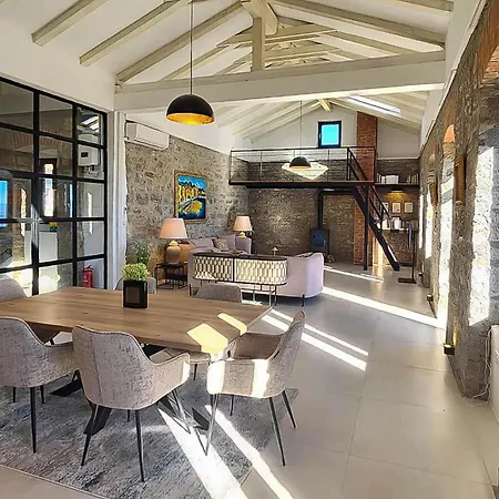Nice Home In Poljane With Sauna Prázdninový dům *