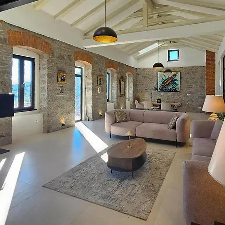 Nice Home In Poljane With Sauna *