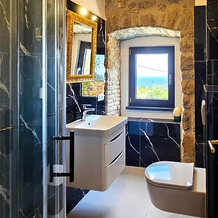 Holiday home Luxurious In With Sauna